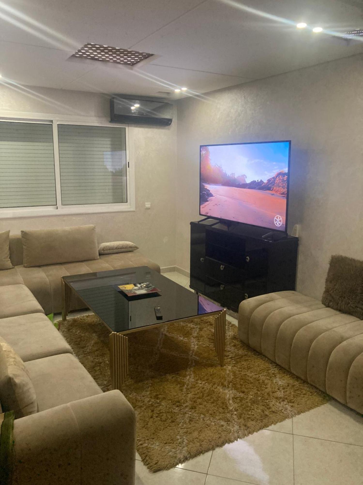 Appartement De Luxe Meuble Centre Ville 케니트라 외부 사진